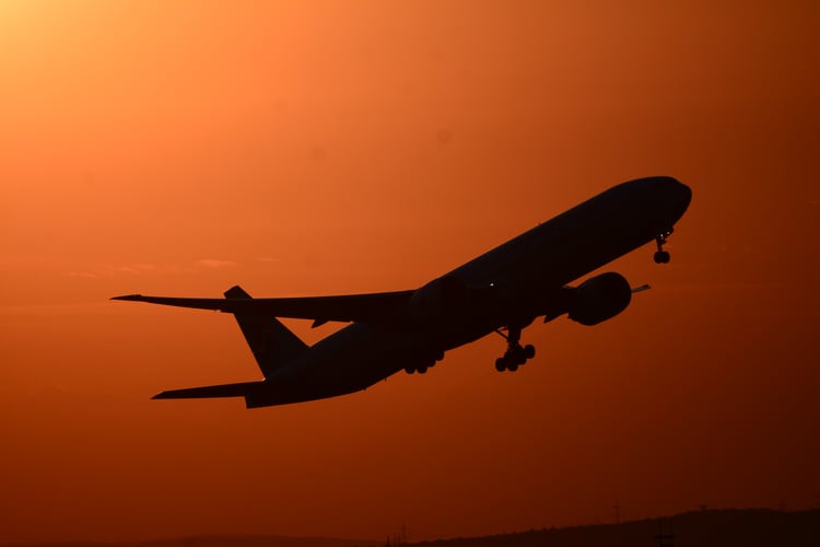 何で予定フライトに載らない？　航空機の離陸重量のハナシ
